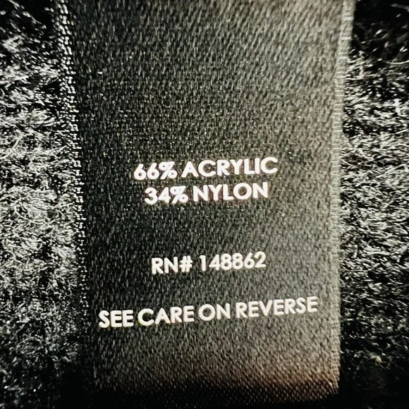 Torrid Women's Button Closure Pockets Long Black/Pink Sweater Size 2X - Picture 12 of 12